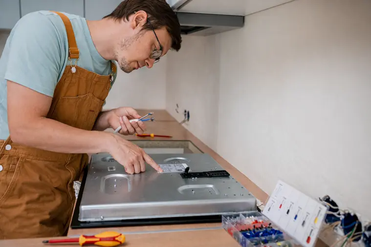 Elektromos tűzhely és főzőlap szakszerű bekötése garanciával